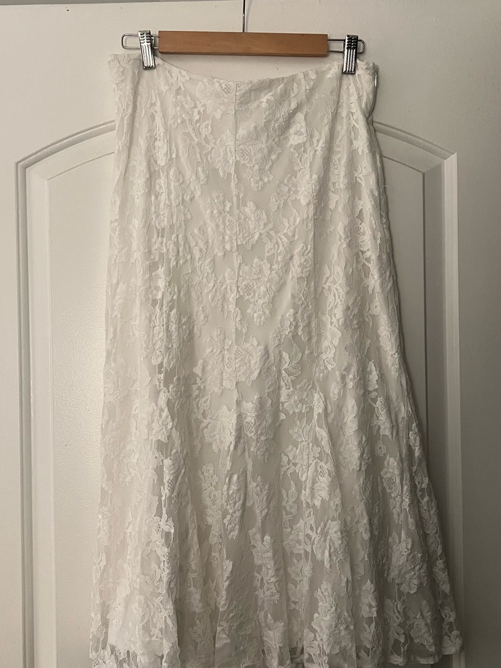 Astr White Lace Midi Skirt